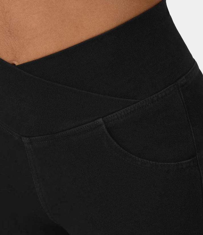 Saylor | High Waist Curvy Jeans
