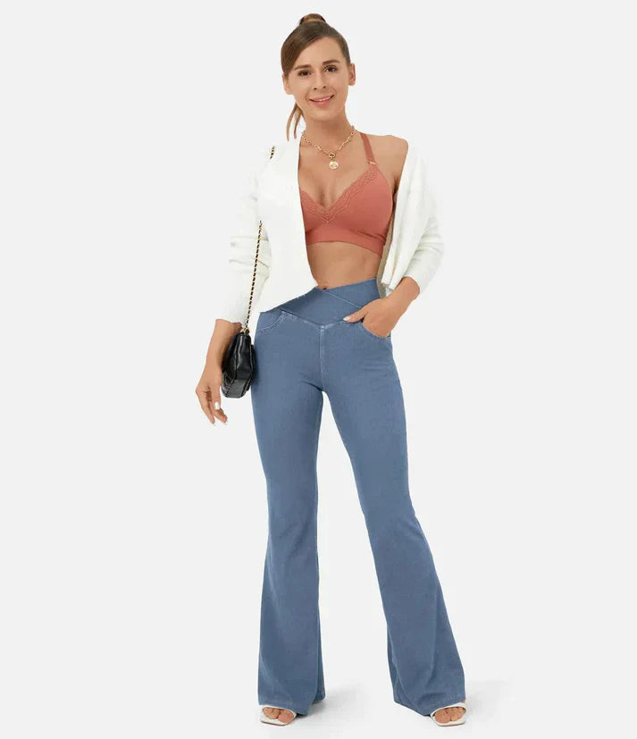 Saylor | High Waist Curvy Jeans
