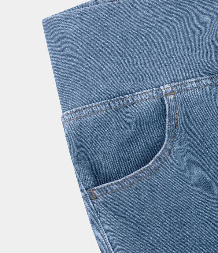 Saylor | High Waist Curvy Jeans